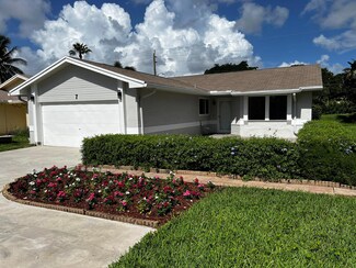7 Eaton Place, Boynton Beach, FL 33426