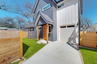 4800 Prock Ln Unit B, Austin, TX 78721