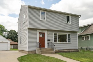 1128 2nd St NW, Rochester, MN 55901