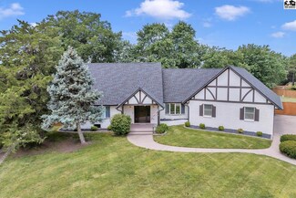 414 Evergreen Ct, McPherson, KS 67460