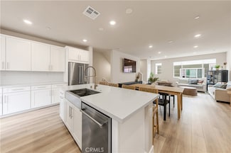 1484 Sunrise Ln, Los Angeles, CA 90731