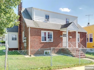 38 Orchard Place, Irvington, NJ 07111