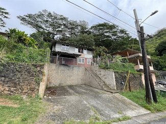 1625 Kalaepaa Dr, Honolulu, HI 96819