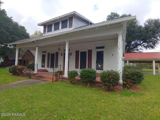 614 N Coreil St, Ville Platte, LA 70586
