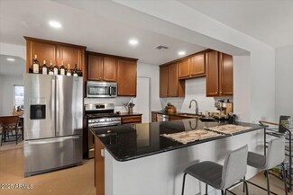 2224 E Sells Dr, Phoenix, AZ 85016