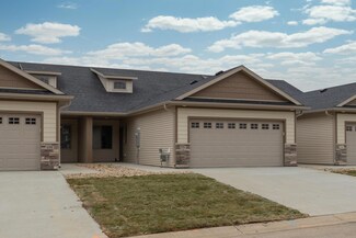 696 Shardlow Place NE, Byron, MN 55920