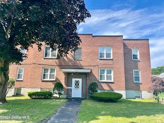 950 Washington Ave, Albany, NY 12203