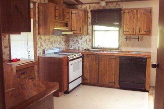 51 N 5th St, Hermosa, SD 57744