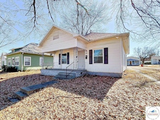 648 E 11th St, Sedalia, MO 65301