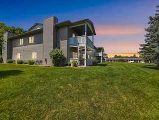 3175 Village Trail Unit 107, Hastings, MN 55033