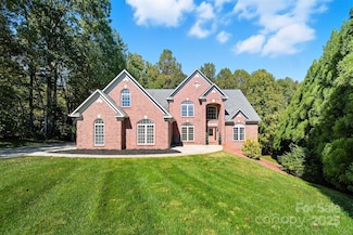 2846 Snead Ct NE, Conover, NC 28613