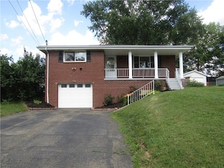 331 Johnson Ln, Connellsville, PA 15425