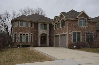 637 Howard Ave, Des Plaines, IL 60018