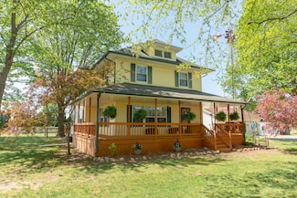 2580 Pucker St, Niles, MI 49120