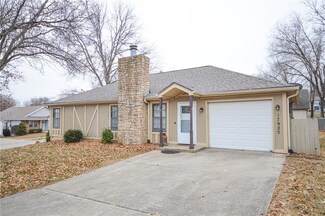 17925 E Whitney Rd S, Independence, MO 64057
