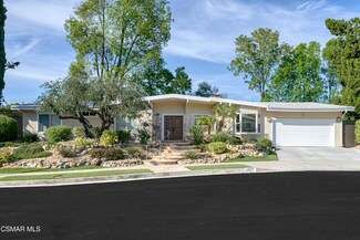 24115 Bessemer St, Woodland Hills, CA 91367