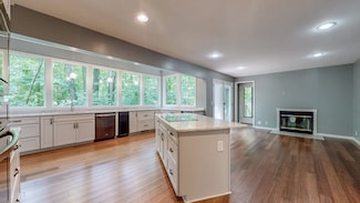 103 Southwinds Dr, Hermitage, TN 37076