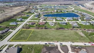 1067 Pine Lake Dr, Fond Du Lac, WI 54935