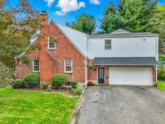 37 Commonwealth Ave, Newington, CT 06111