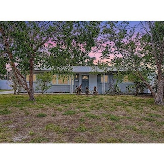 6268 39th Ave N, Saint Petersburg, FL 33709
