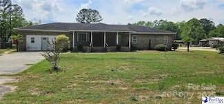 3921 Savannah Grove Rd, Effingham, SC 29541