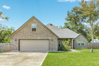 46 Ivy Ct, Jones Creek, TX 77541