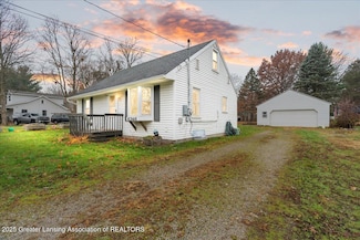 6246 Gardenia Ave, Lansing, MI 48911