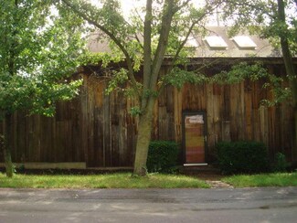 11 Plumb St, Lockbourne, OH 43137