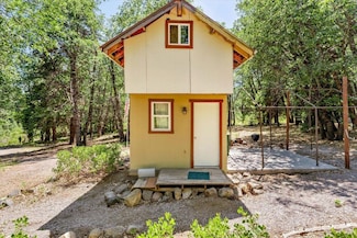 2-D13 Summit Cir Unit 2, McCloud, CA 96057