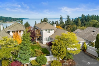 201 Windrose Dr, Port Ludlow, WA 98365