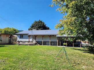 28 S Race St, Danville, WA 99121