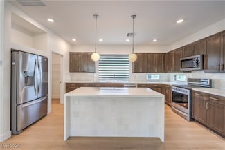 8144 Monsoon Bay St, Las Vegas, NV 89113