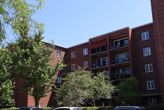 519 N Main St Unit 5FN, Glen Ellyn, IL 60137