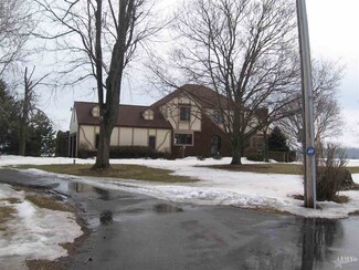 7570 E 300 N, Churubusco, IN 46723