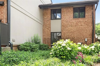 3268 Clairmont North NE, Atlanta, GA 30329