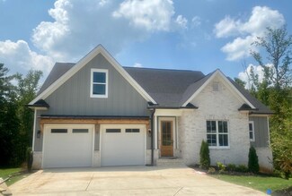 2063 Egret Cir, Evans, GA 30809