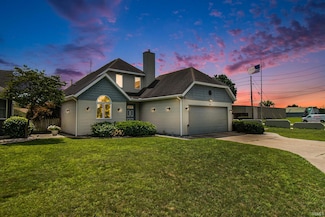 2002 Wakefield Cir, Goshen, IN 46528
