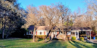 186 Tanner St, Rutherfordton, NC 28139