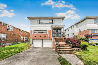 28-44 204th St, Bayside, NY 11360