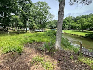 308 River Lake Dr, Eatonton, GA 31024