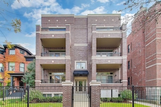 4135 N Kenmore Ave Unit 1N, Chicago, IL 60613