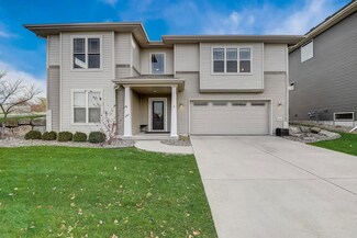 1755 Emerson St, Sun Prairie, WI 53590