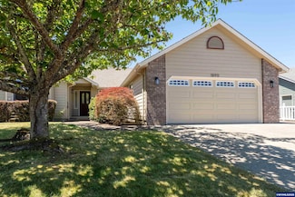 1890 NW Grandview Dr, Albany, OR 97321