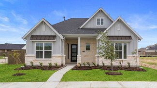 12018 Salty Bend Dr, Mont Belvieu, TX 77580