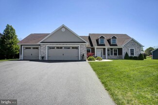 5890 Gabrielle Ln, Chambersburg, PA 17202
