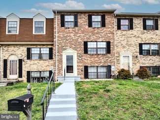 36 Clinton Hill Ct, Catonsville, MD 21228