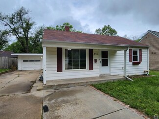 835 SW Anderson Terrace, Topeka, KS 66606
