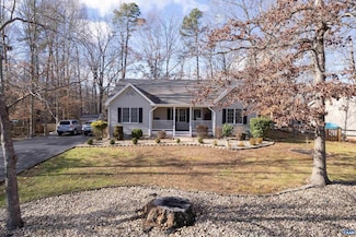 15 Riverside Dr, Palmyra, VA 22963