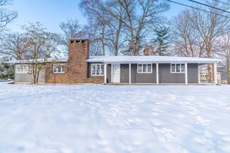 1133 Westridge Dr, Troy, OH 45373