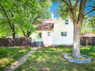 922 S 2nd St, Norfolk, NE 68701